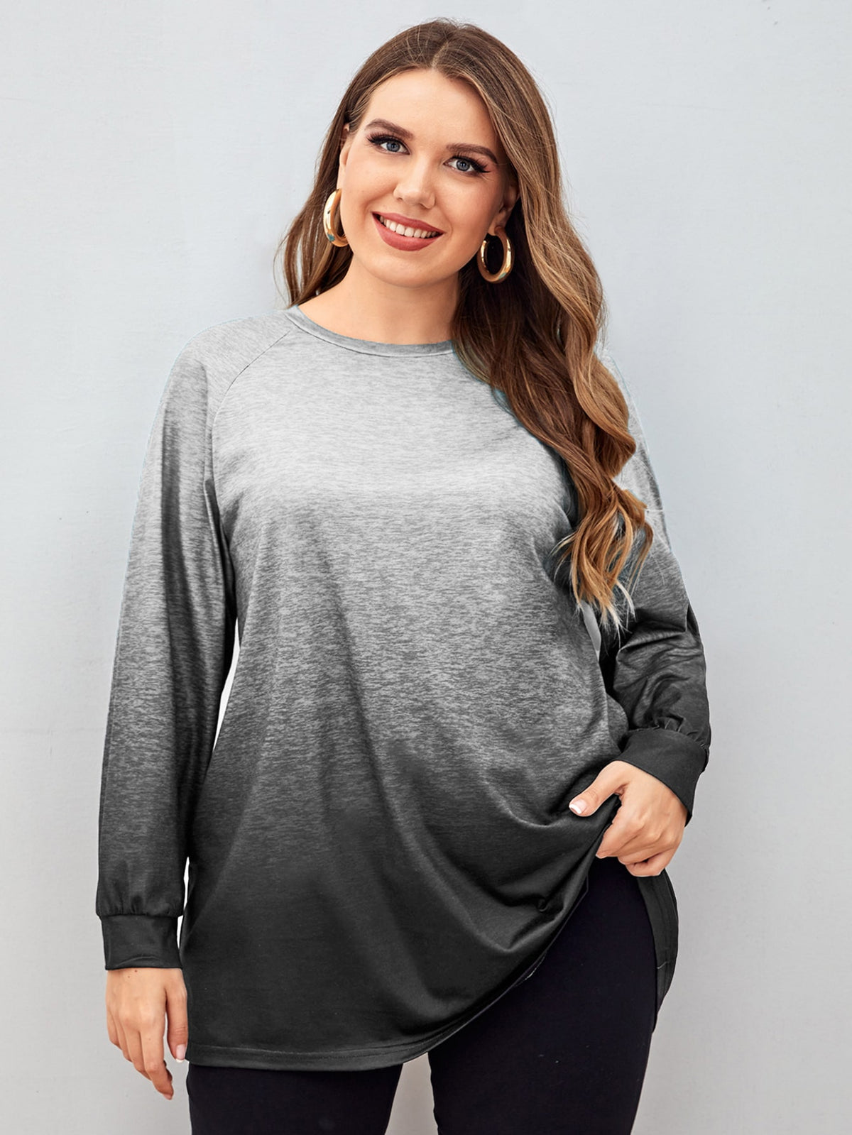 Plus Size Two Tone Tee with Raglan Sleeve - Grey / 4XL