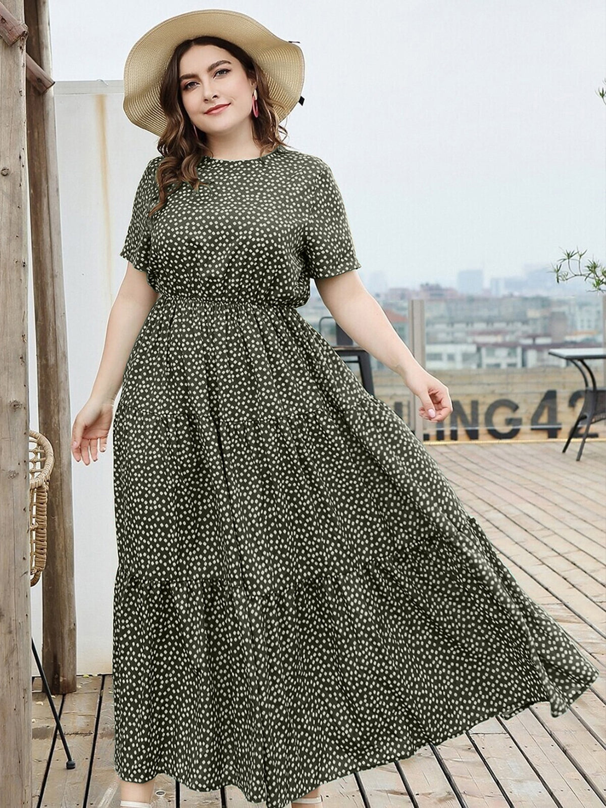 Plus Floral Swing Dress with Ruffle Hem - Army Green / 4XL