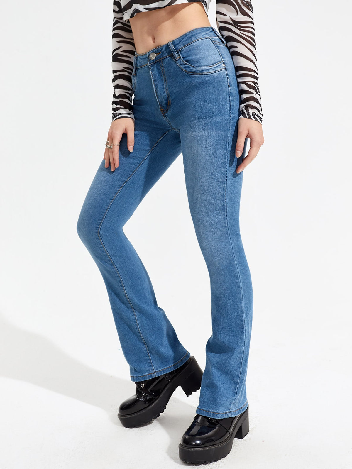 Straight Leg Jeans -