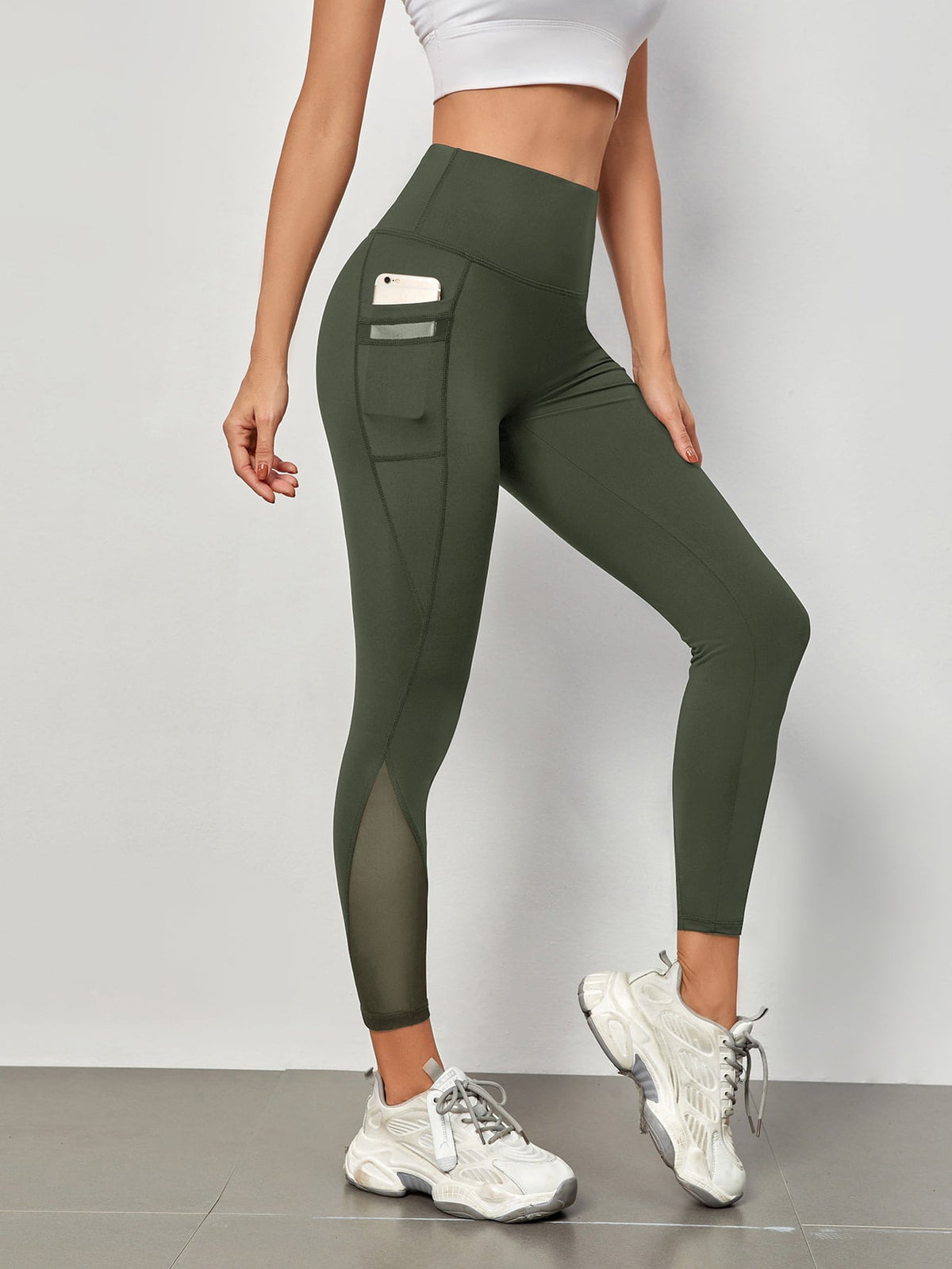 Mesh Panels Sports Leggings With Phone Pocket -