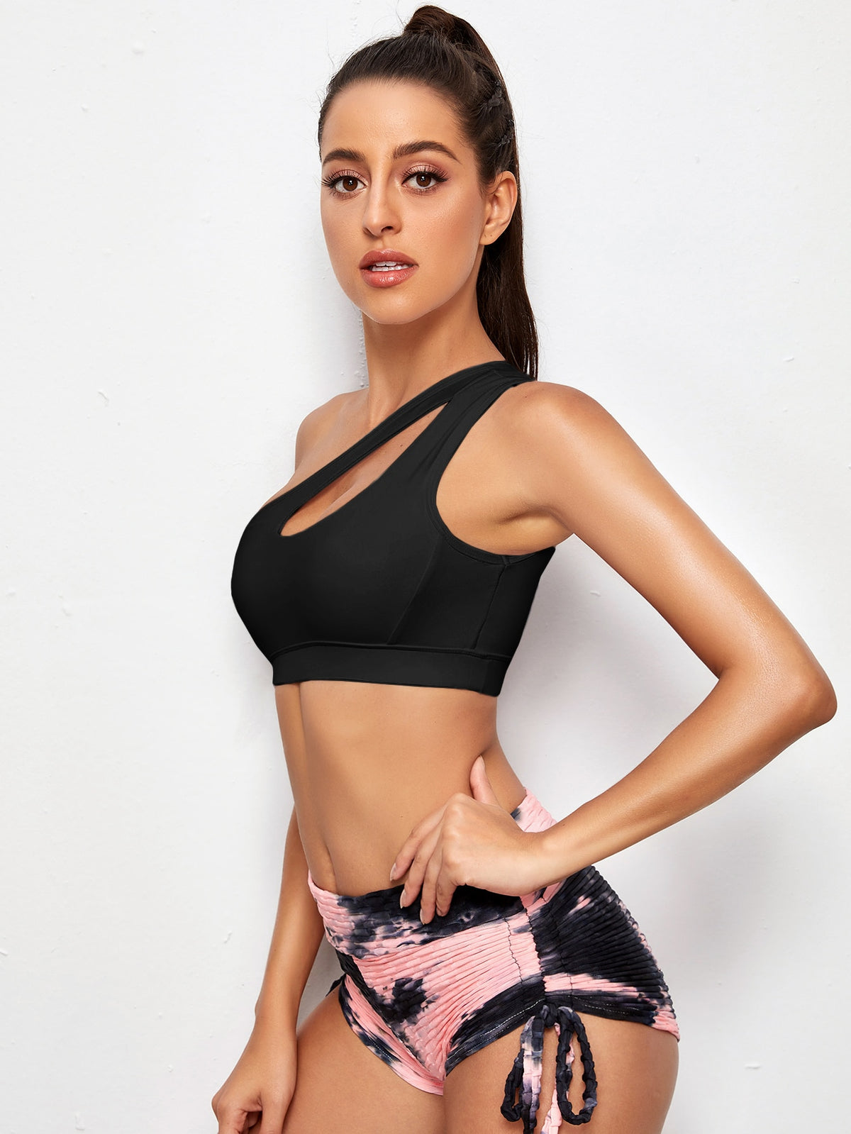 One Shoulder Medium Support Solid Back Sports Bra - 