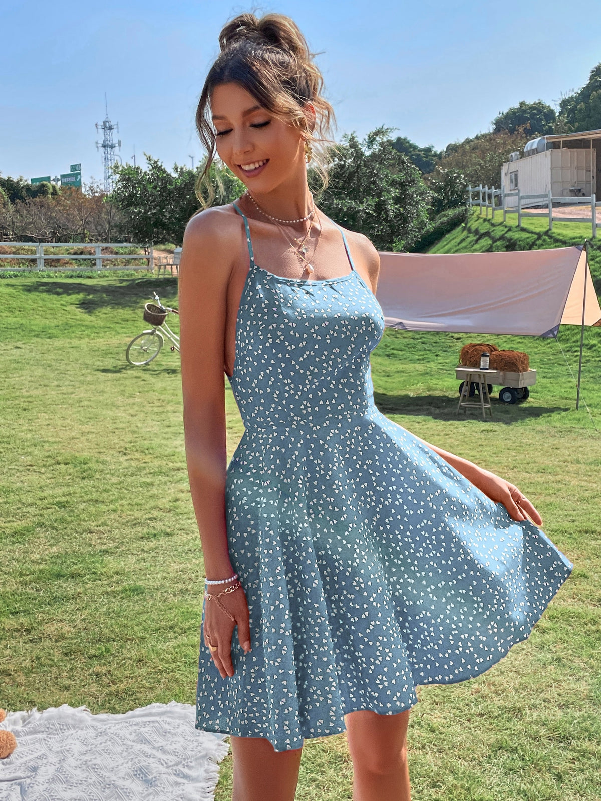 Heart Backless Tie Cami Dress - Blue / L