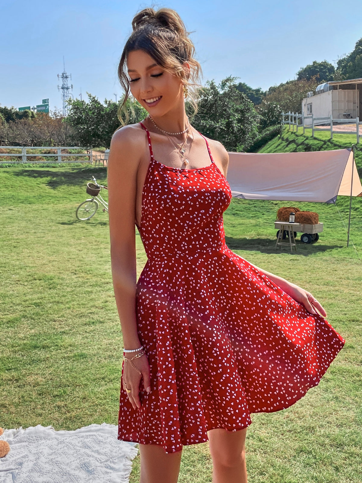 Heart Backless Tie Cami Dress - Red / L