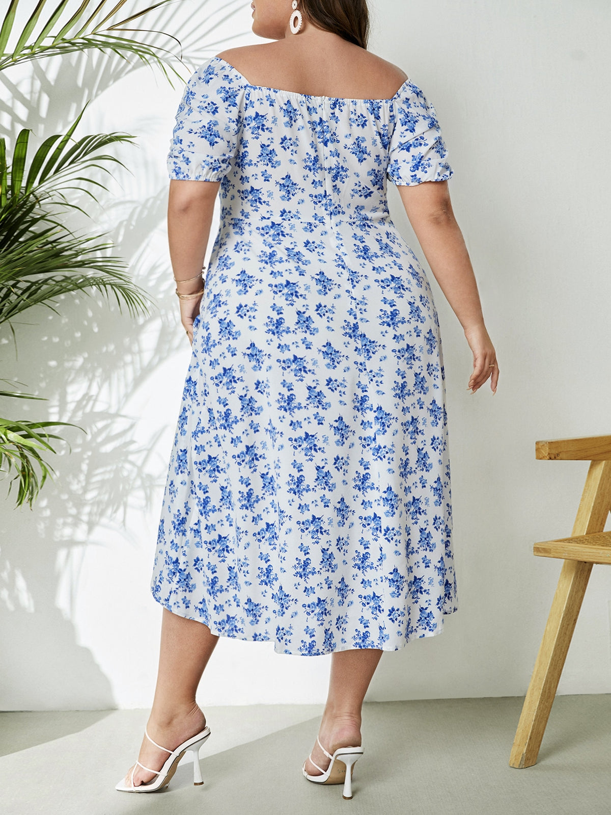 Plus Floral Dress with Spit Thigh -