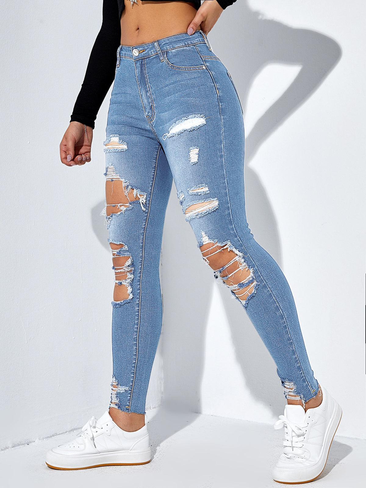 Skinny Jeans Cut Out Ripped with Raw Hem