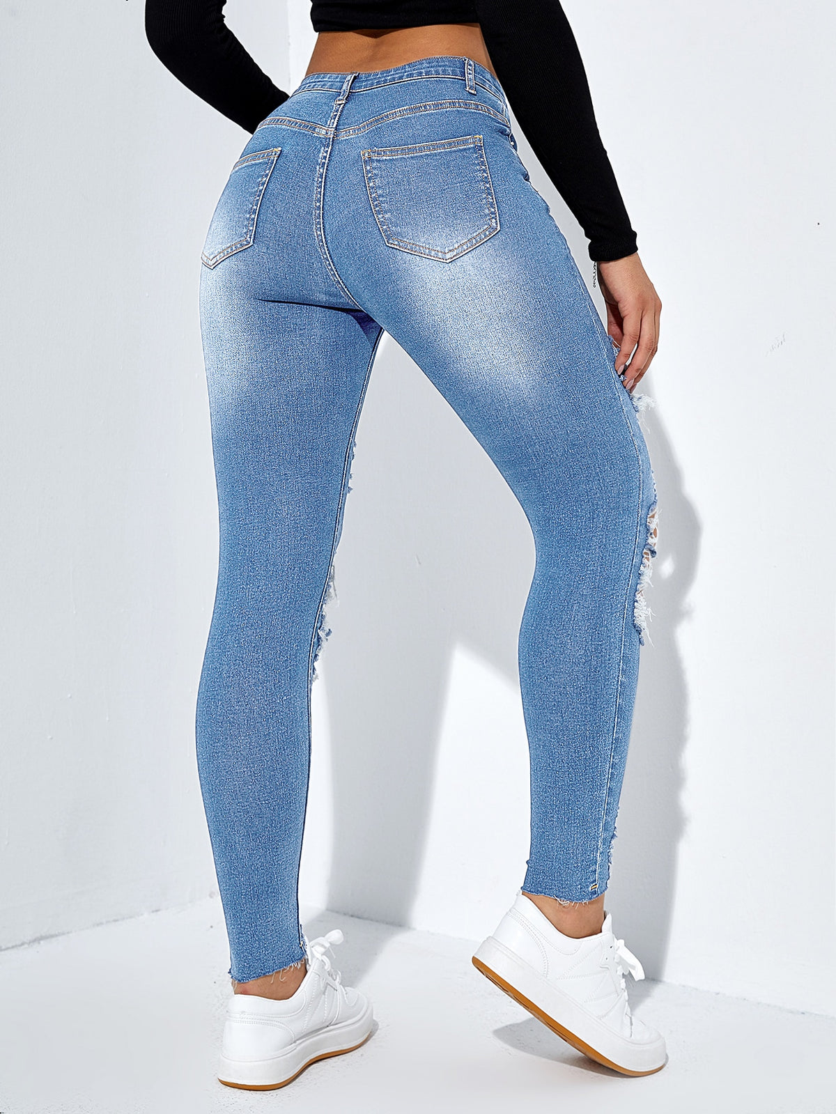 Skinny Jeans Cut Out Ripped with Raw Hem