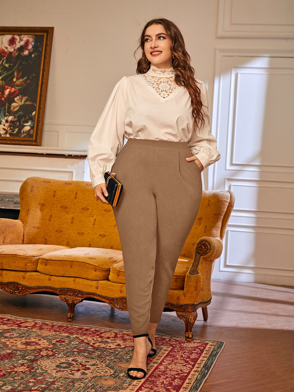 Plus Pleated Pants with Slant Pocket