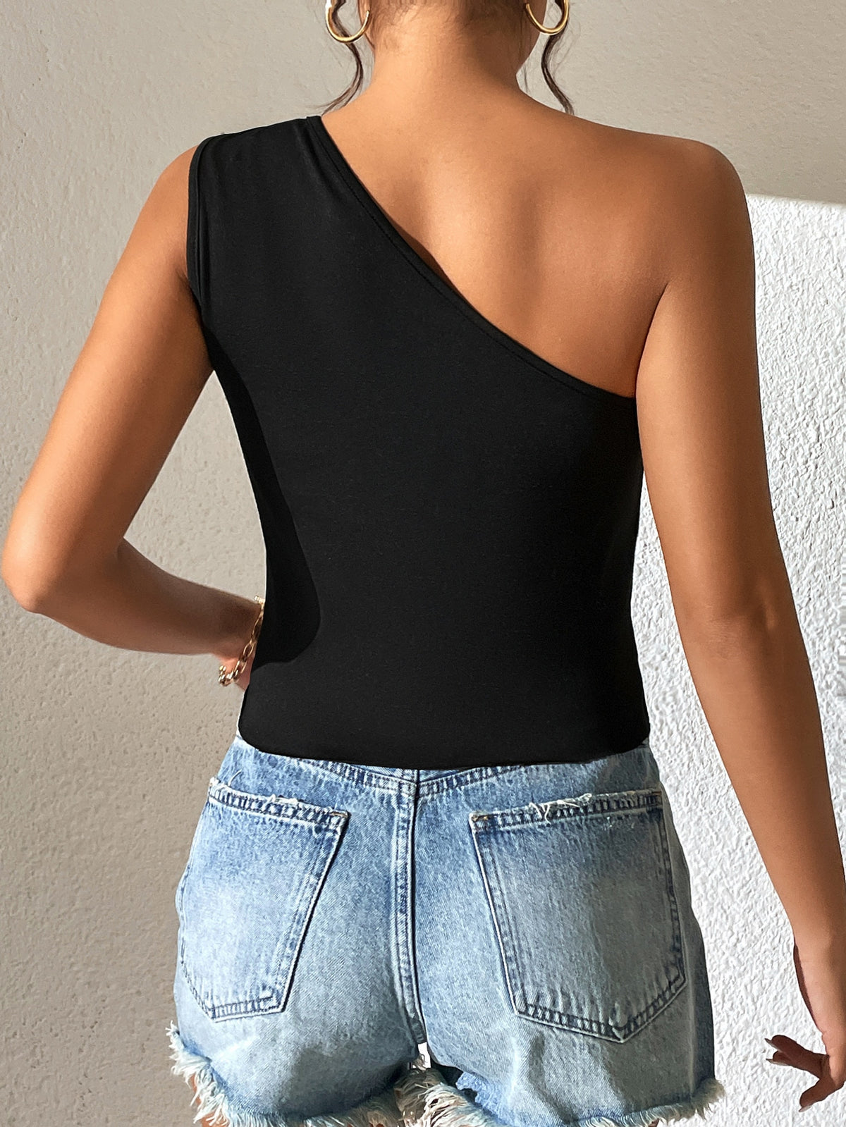 Knot Detail Top One Shoulder with Asymmetrical Hem