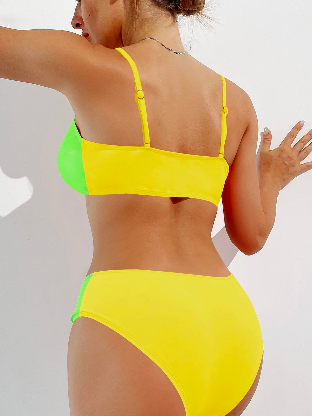 Color Block Design Bikini Swimsuit