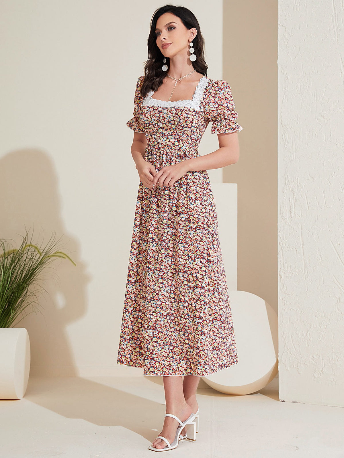 Floral Print Dress with Lace Trim