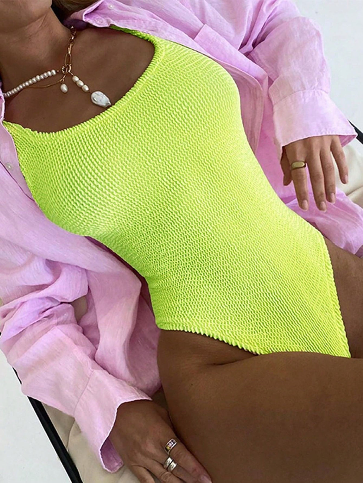 One-piece Swimsuit With Wrinkled Wave Stripes