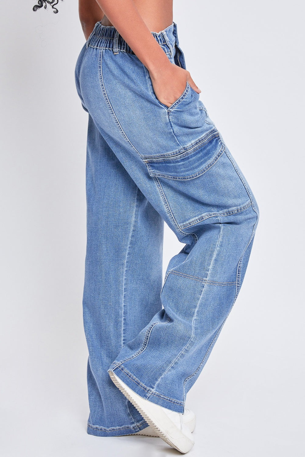 Jeanswear High-Rise Straight Cargo Jeans