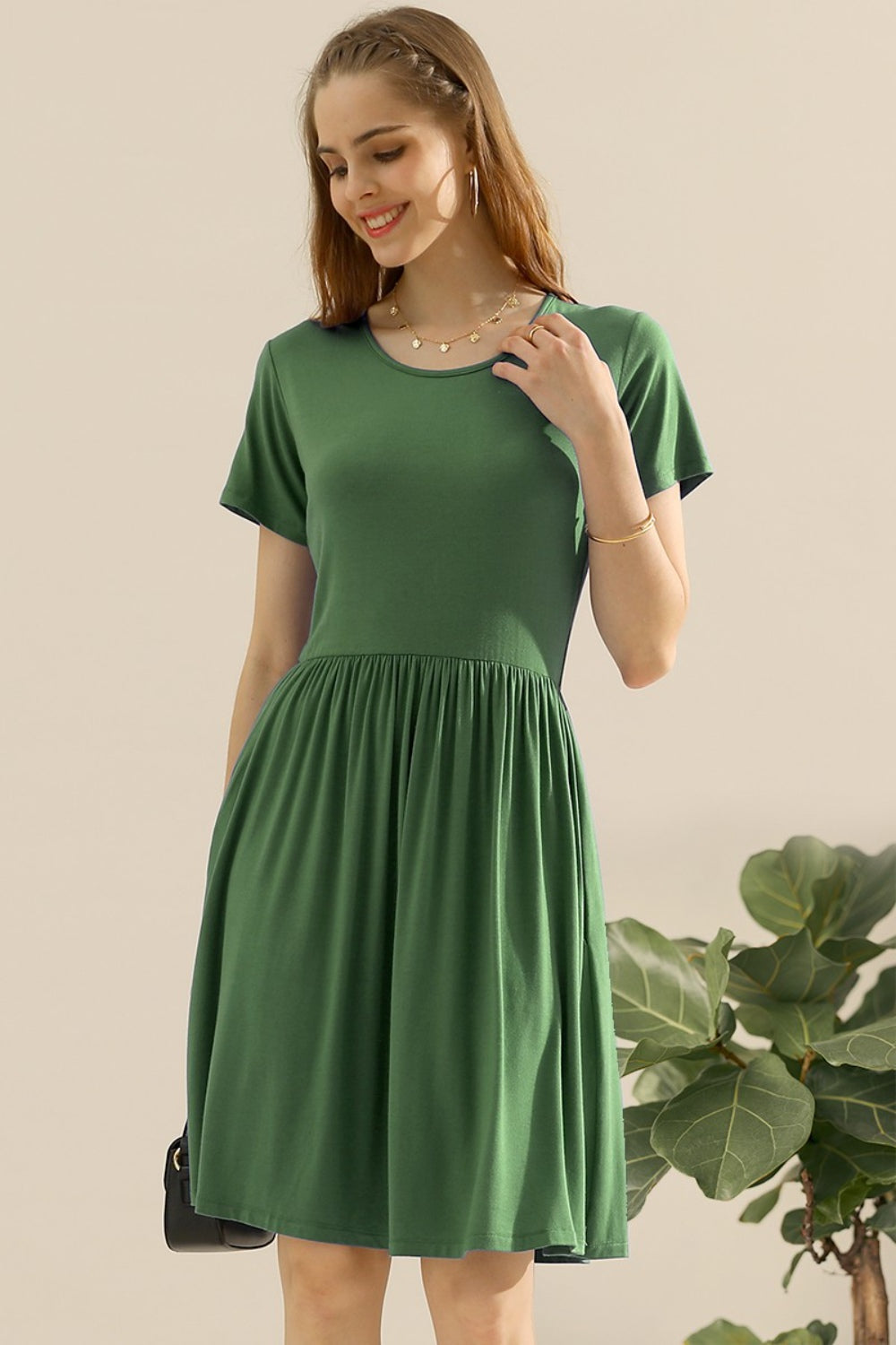 Plus Size Round Neck Ruched Dress with Pockets