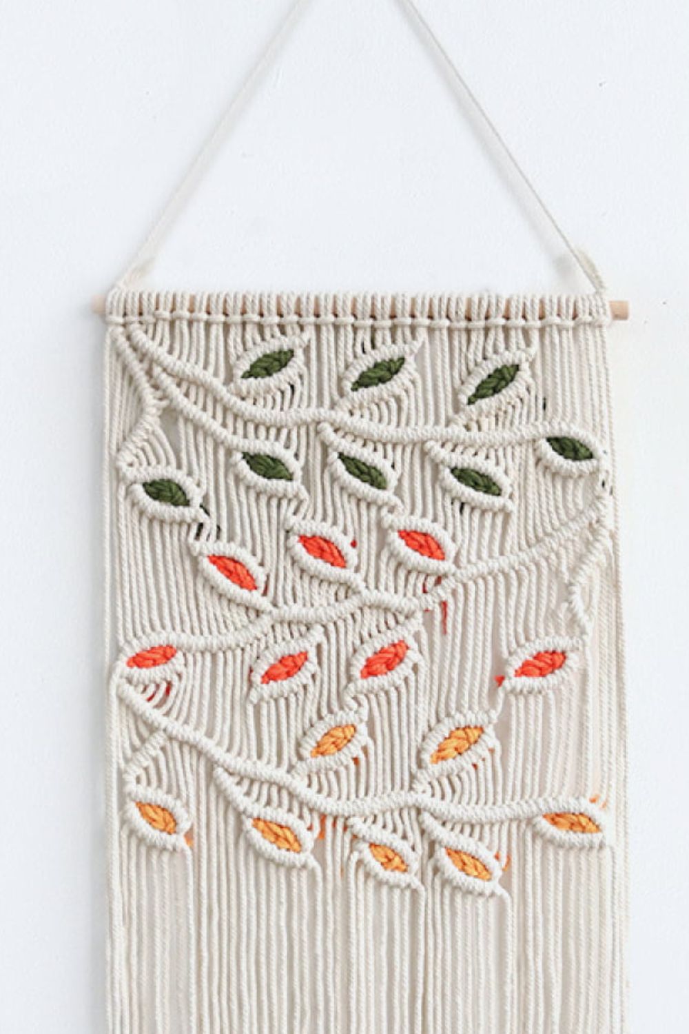 Contrast Leaf Fringe Wall Hanging