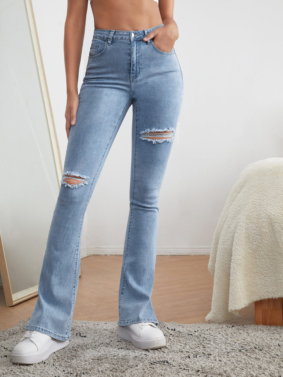Ripped Flare Leg Jeans with High Waist - 