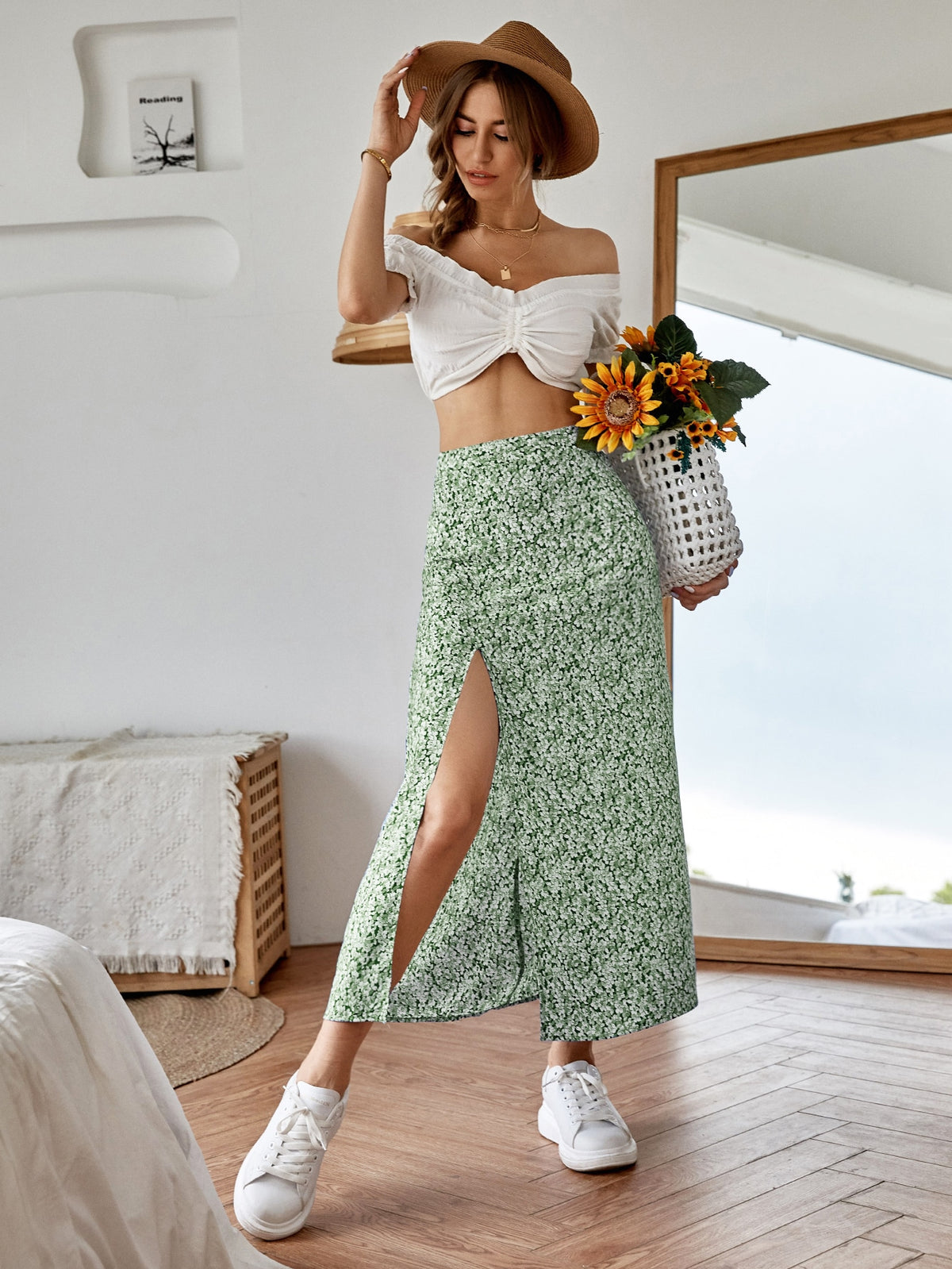 Floral Skirt With Split Thigh - 