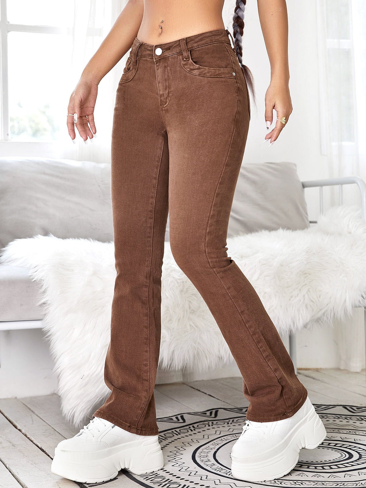 Straight Leg Jeans - Brown / L