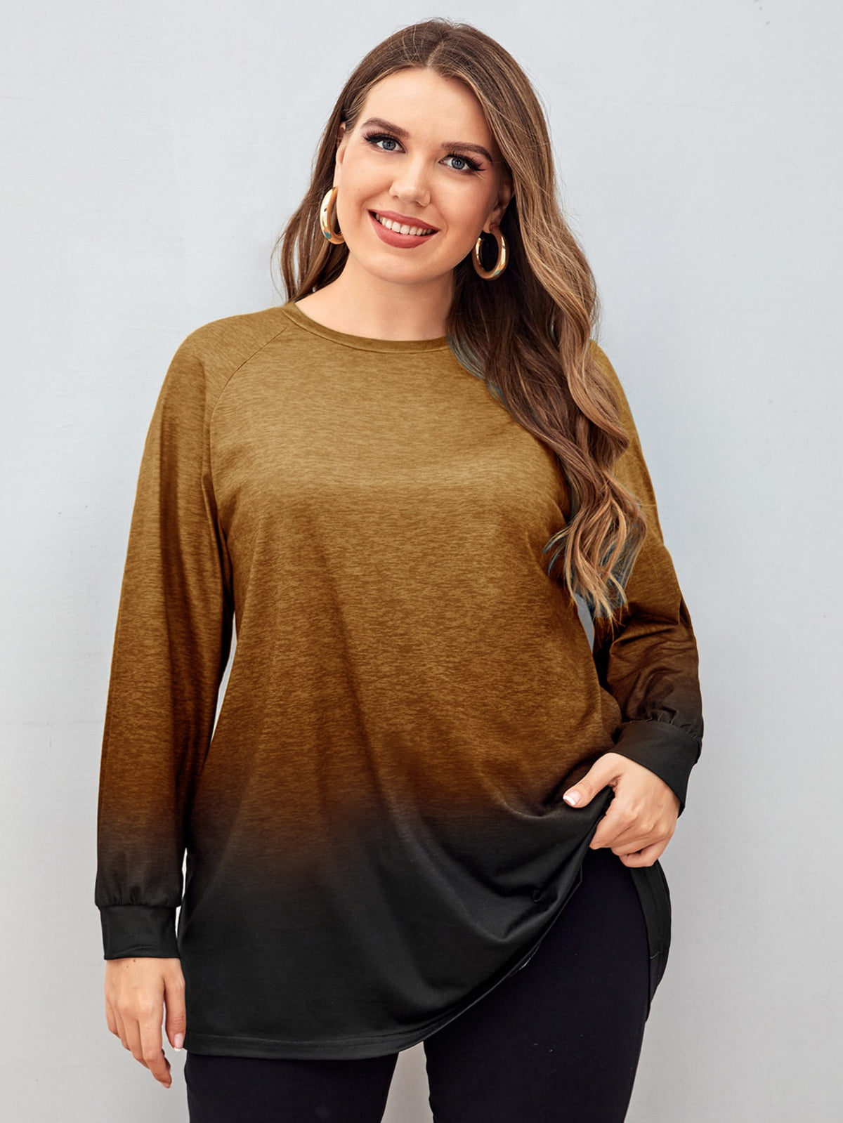 Plus Size Two Tone Tee with Raglan Sleeve - Multicolor-5 / 4XL