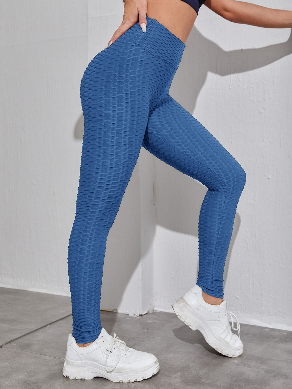 Solid Textured Sports Leggings