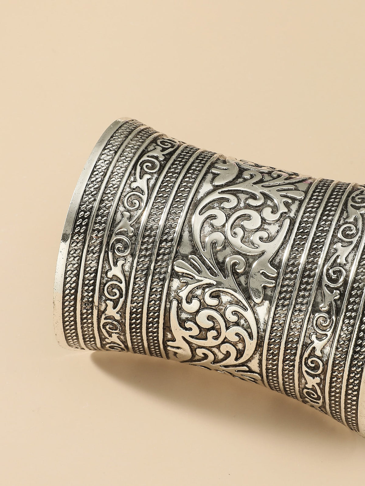 Cuff Style Bracelet with Metal Engraved - 