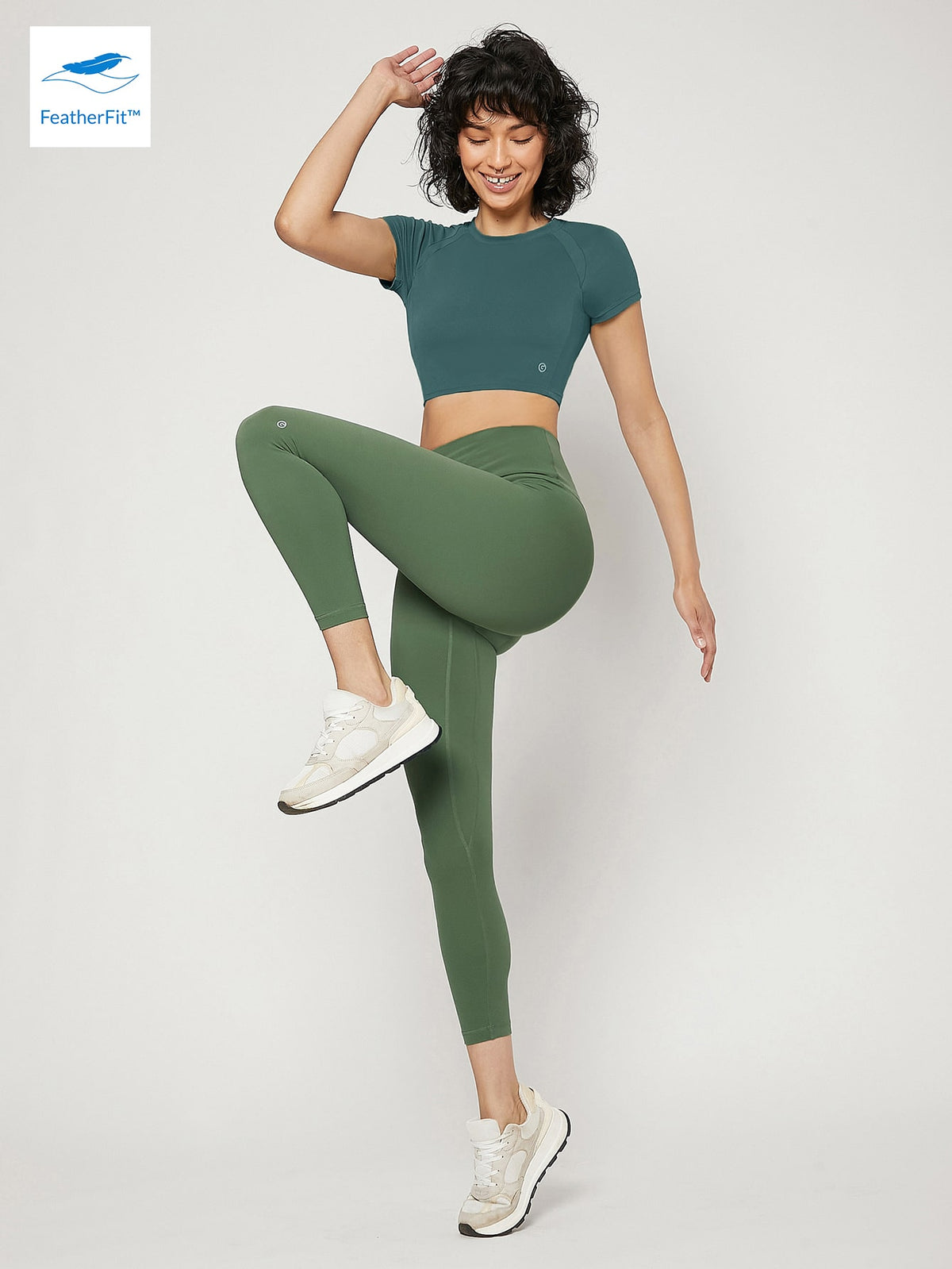 Solid Color Comfortable Fit Sports Leggings - Olive Green / XL