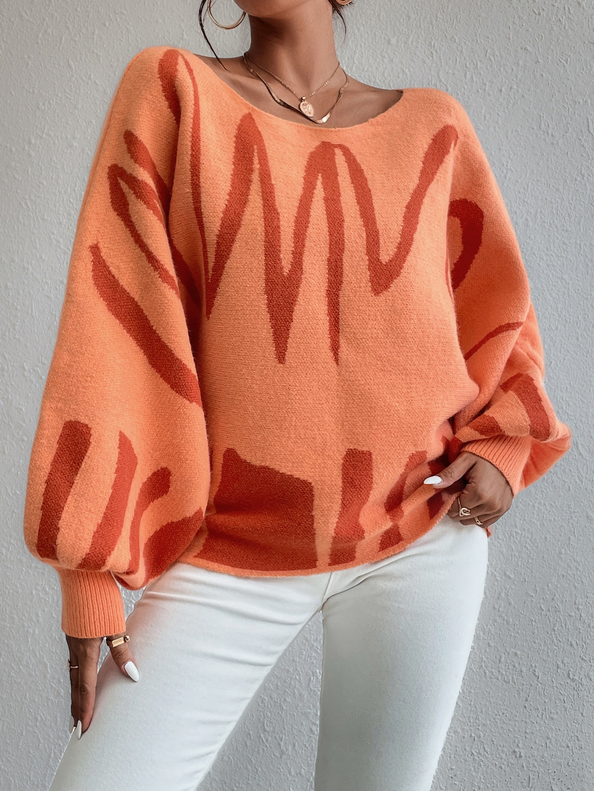 Casual Graphic Sweater with Lantern Sleeve