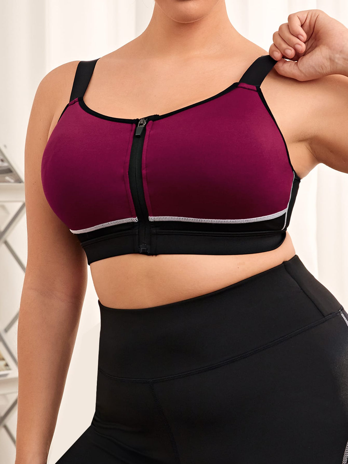 Strappy Criss-Cross Back High Support Sports Bra