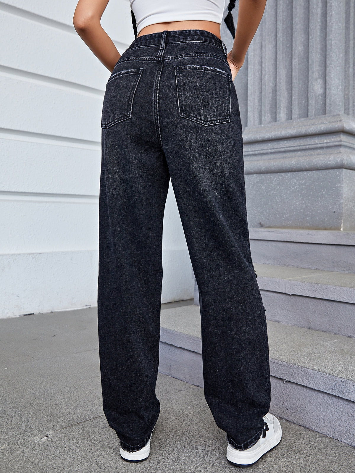 Straight Leg Jeans Light Wash with Ripped Detail