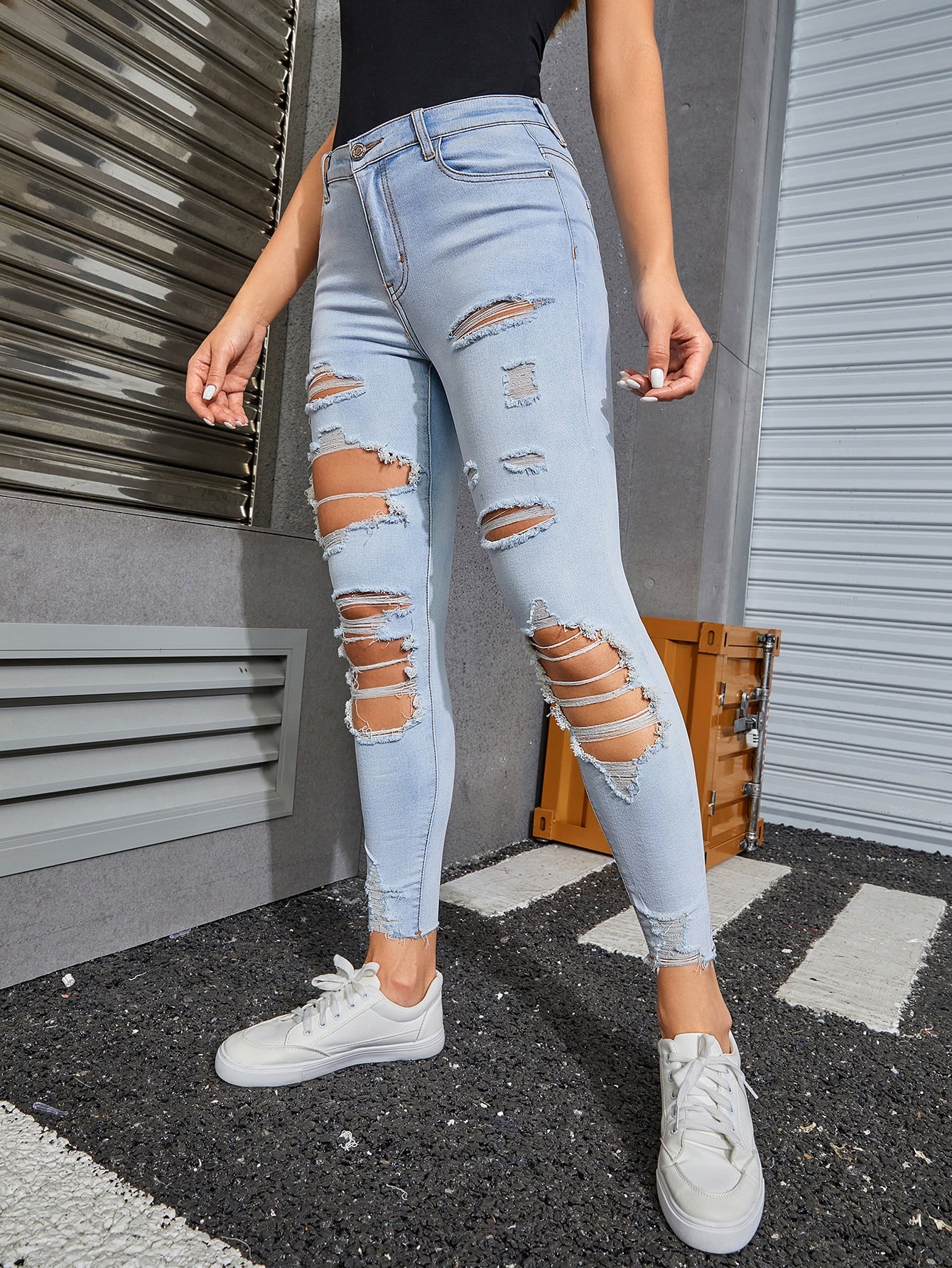 Cutting store skinny jeans